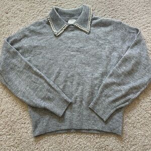 Grey collared sweater w/pearl embellishments